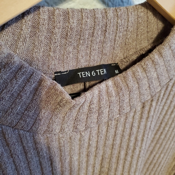 Ten 6 Ten Tunic Sweater - Picture 2 of 3